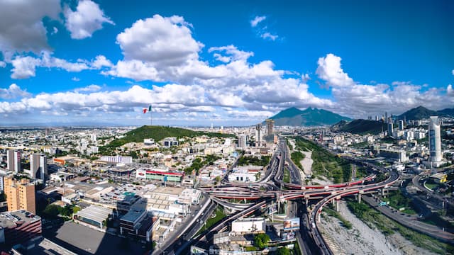 Fabrica de láminas de cartón corrugado PREMCO en Monterrey